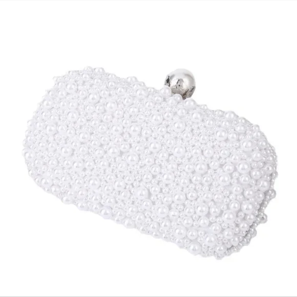 Simone - Pearl Hand Clutch - Picture 6 of 11